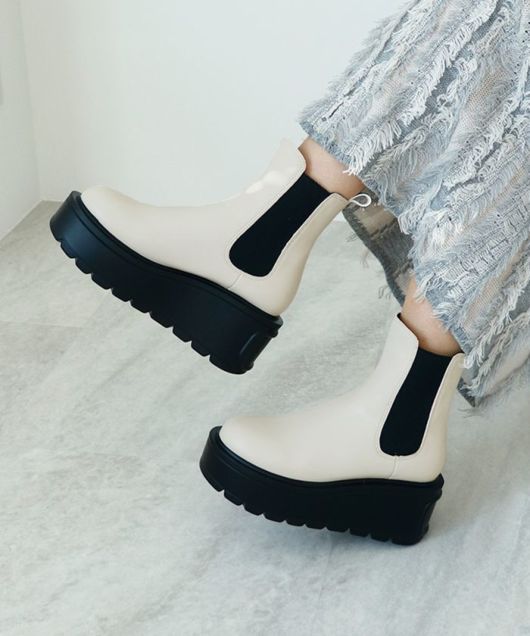 お値下げ中❣️ PARTY プラットフォームショートブーツ Olu. ブーツ プラットフォームショートブーツ レディース