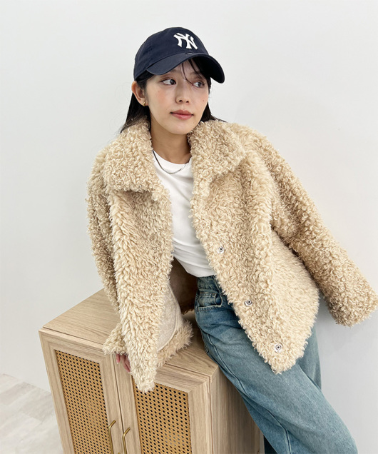 2wayカラープードルファージャケット/ブルゾン アウター Futier