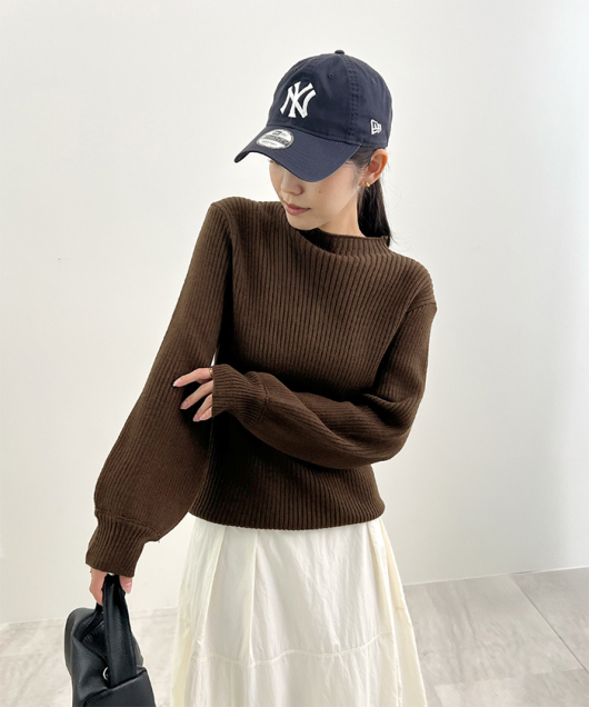 ボトルネックバルーン袖ニットプルオーバー トップス Futier